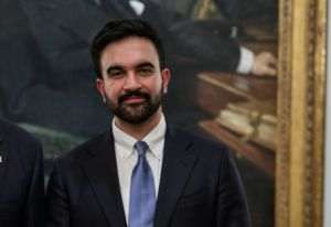 Israelul îl acuză pe Mamdani de antisemitism